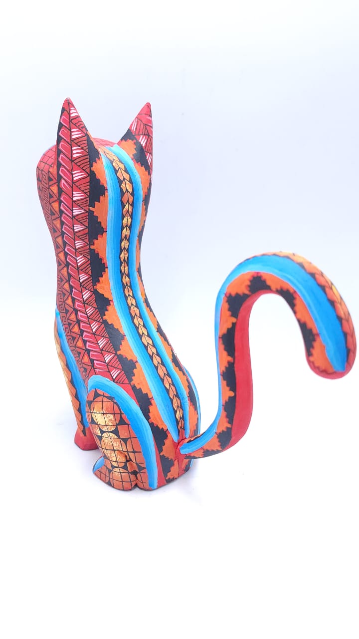 Mexican Oaxacan Wood Carving Alebrije Cat By Origen Nativo Carving Co-op PP5929