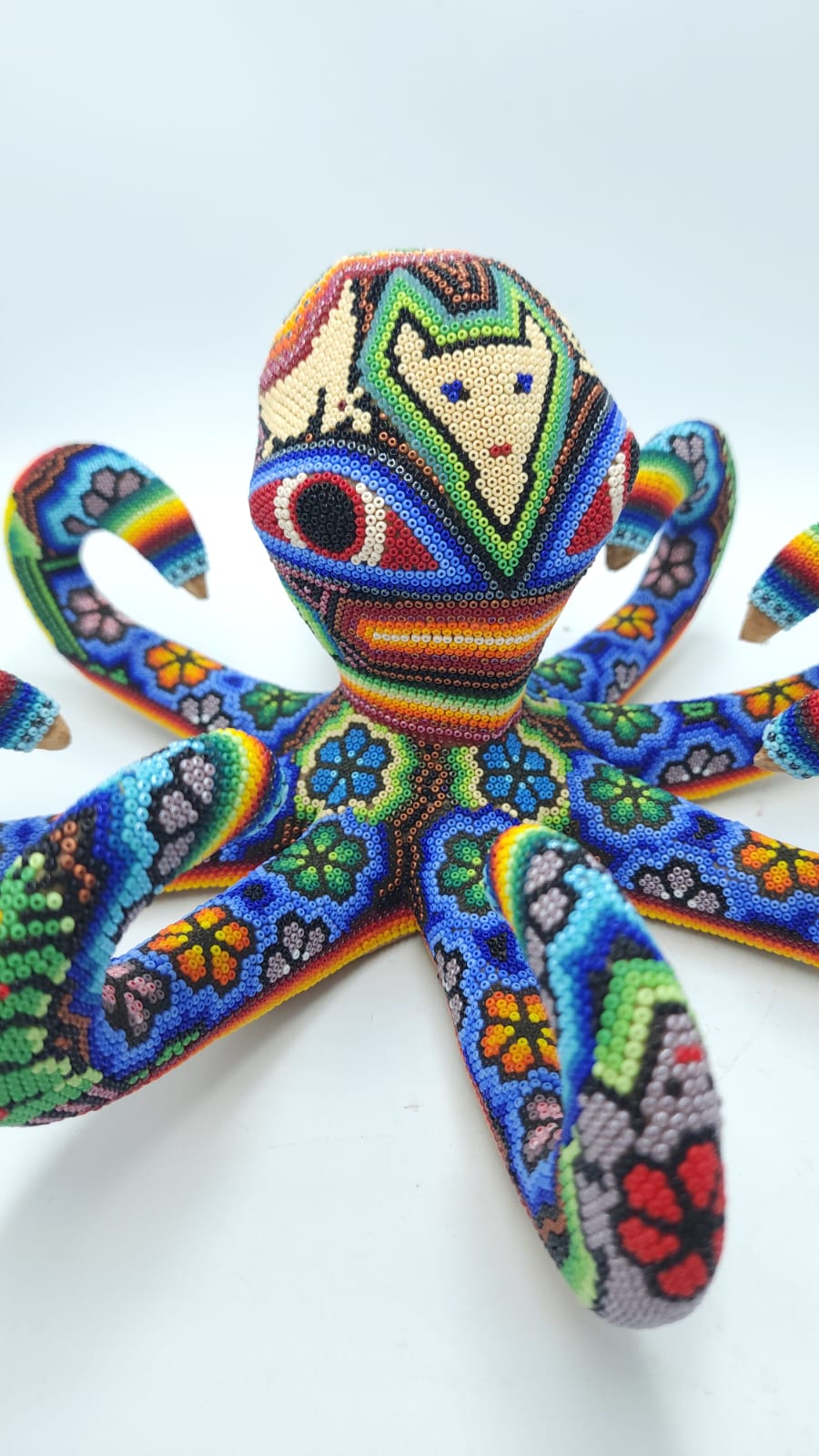 Hand Beaded Huichol Indian Mexican Folk Art Octopus By Morelia Lopez PP6146