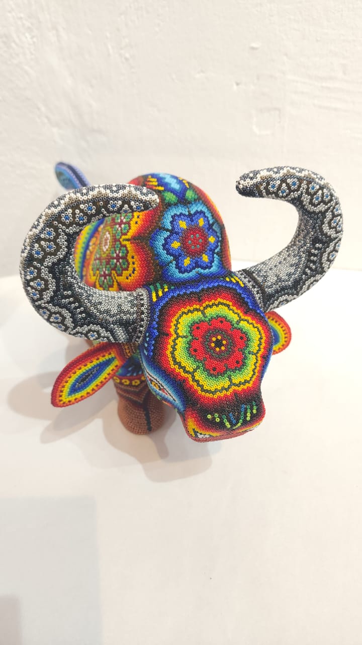 Huichol Mexican Folk Art Hand Beaded Bull By Florencio Lopez PP6174