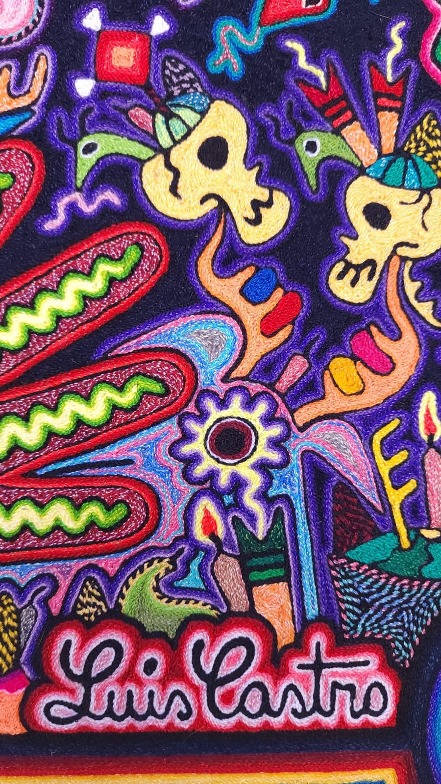 Pintura de hilo de indio huichol por Luis Castro PP6265