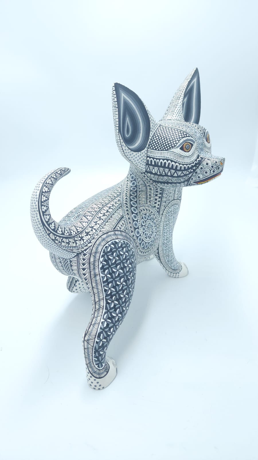 Oaxacan Wood Carving Chihuahua by Manuel Cruz Prudencio PP6562