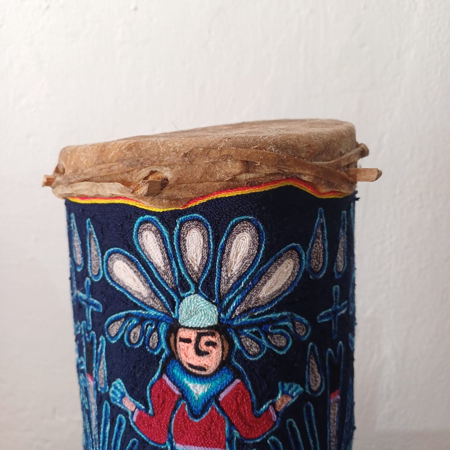 Drum Huichol Mexican Folk Art Yarn decorated By Silverio Gonzalez Rios PP7048