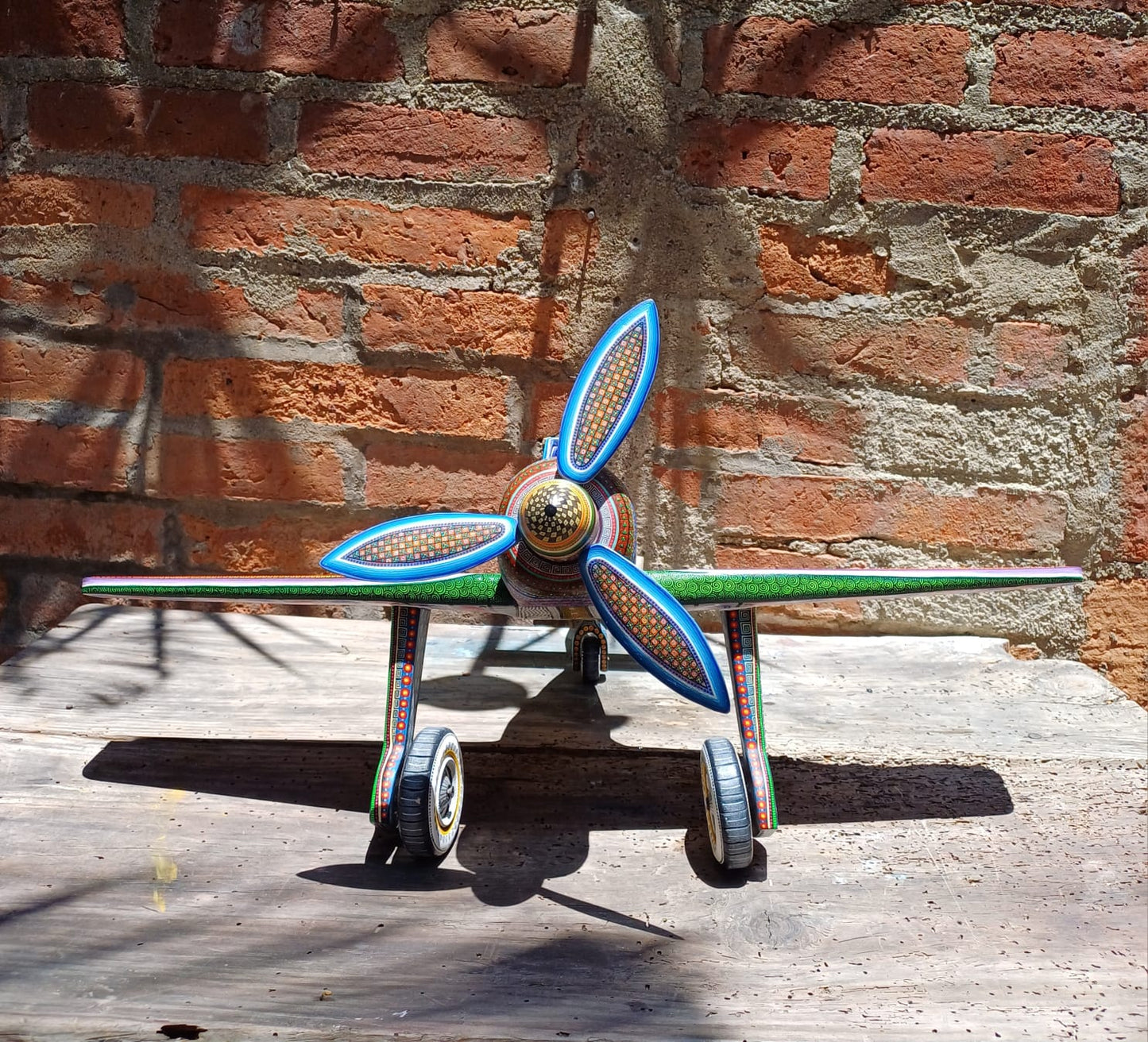 OAXACA Wood Carving Airplane By Manuel Cruz Prudencio PP7106