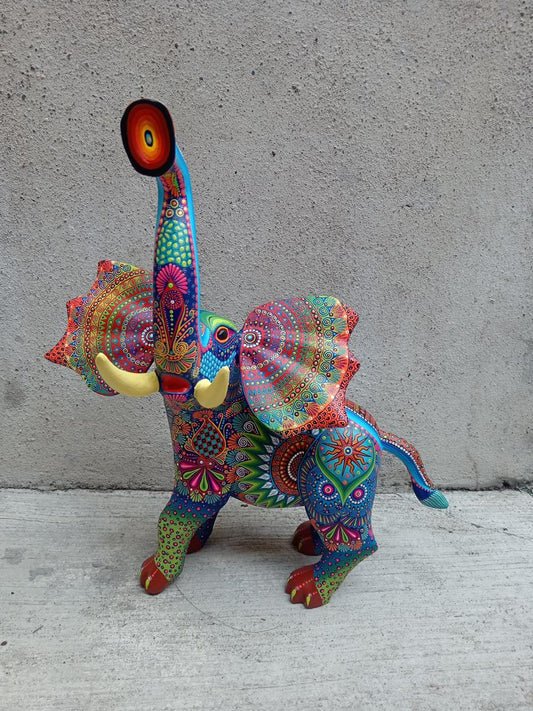 Mexican Folk Art Oaxacan Wood Carving Alebrije Hand Made, Elephant By Luis Sosa PP8031