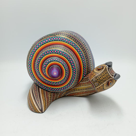 Oaxacan Wood Carving Snail by Manuel Cruz Prudencio PP8051