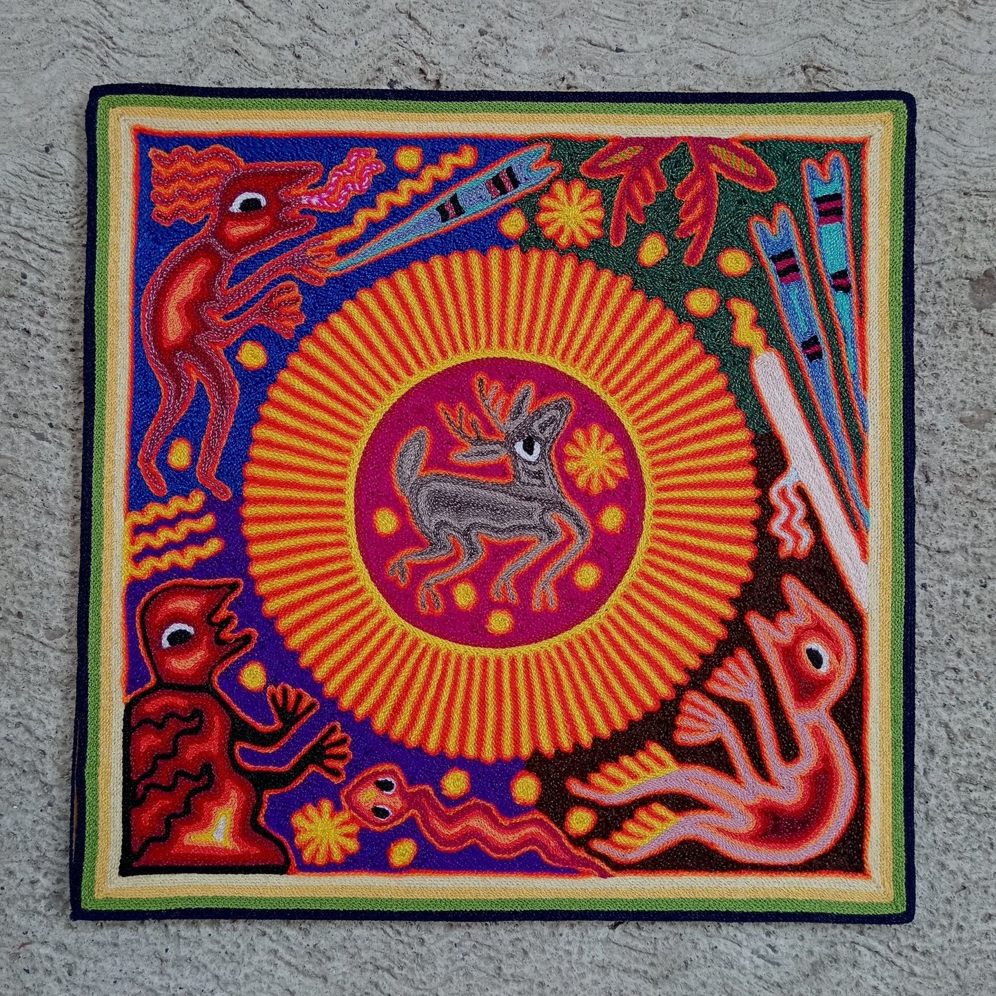 Huichol Mexican Folk Art Yarn Painting By Maximino Renteria PP8247
