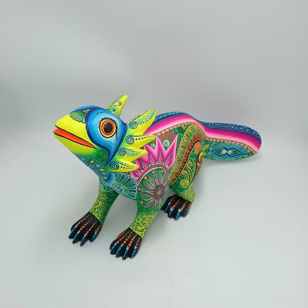 Mexican Folk Art Oaxacan Wood Carving Alebrije Hand Made, Axolotl By Luis Sosa PP8320