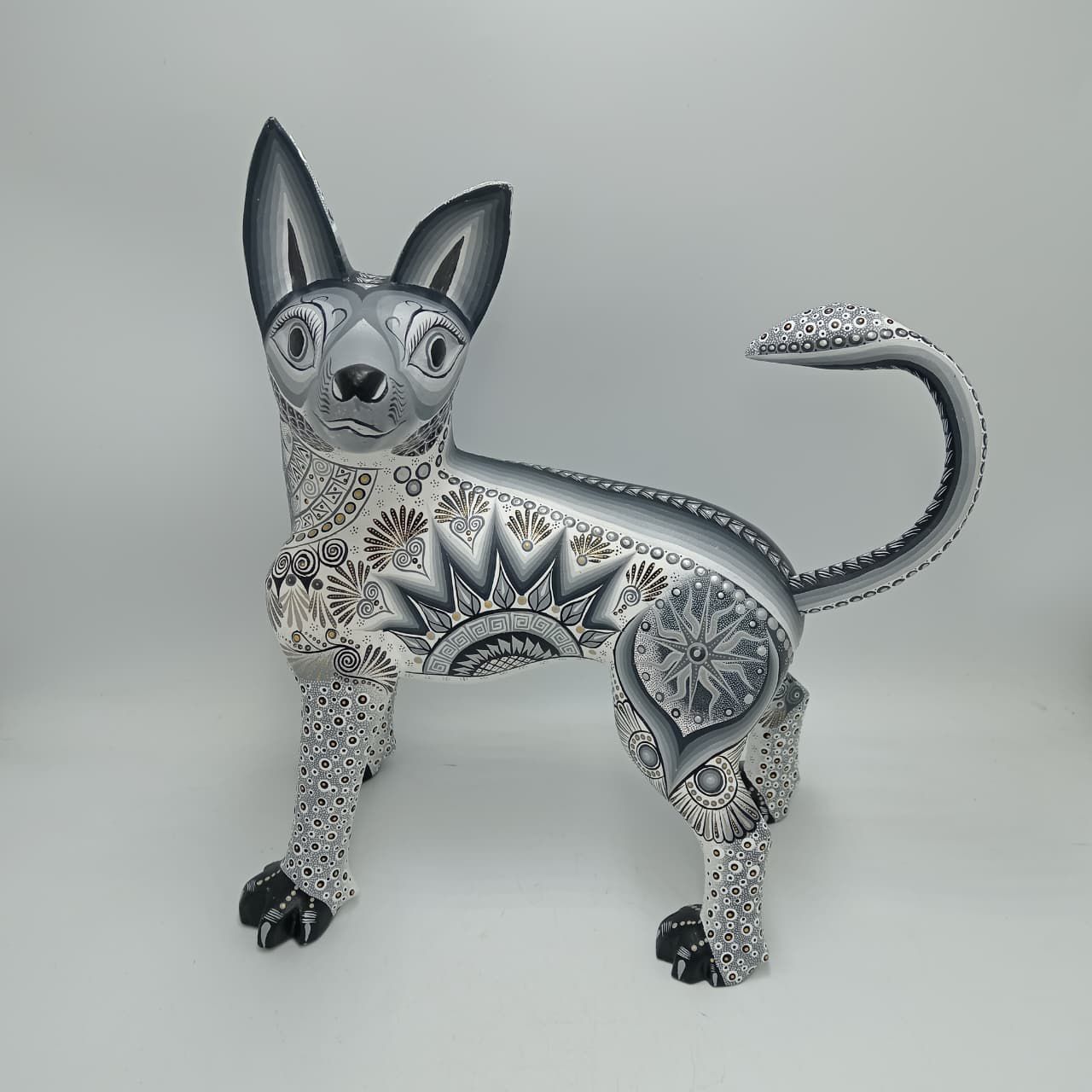 Mexican Folk Art Oaxacan Wood Carving Alebrije Hand Made, Dog By Luis Sosa PP8324