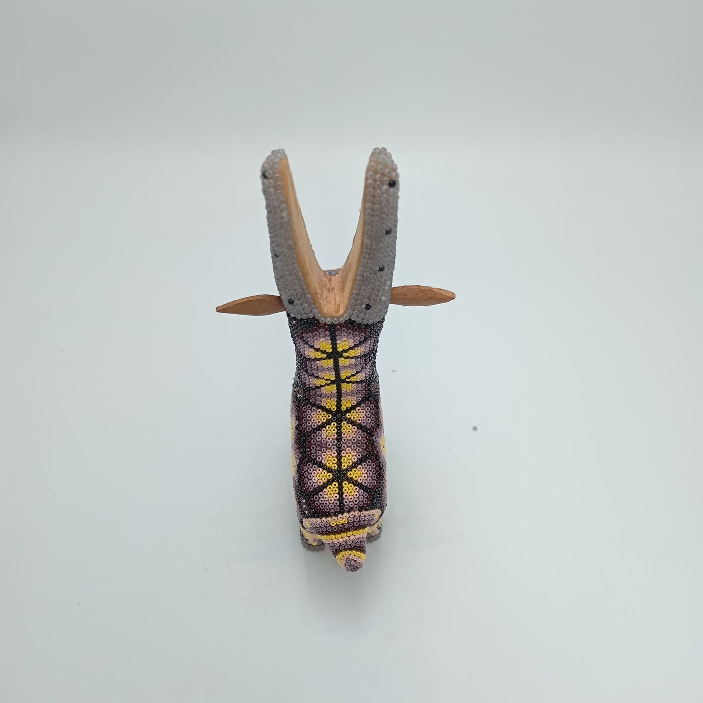Mexican Huichol Hand Beaded Deer By Isandro Villa Lopez PP7382