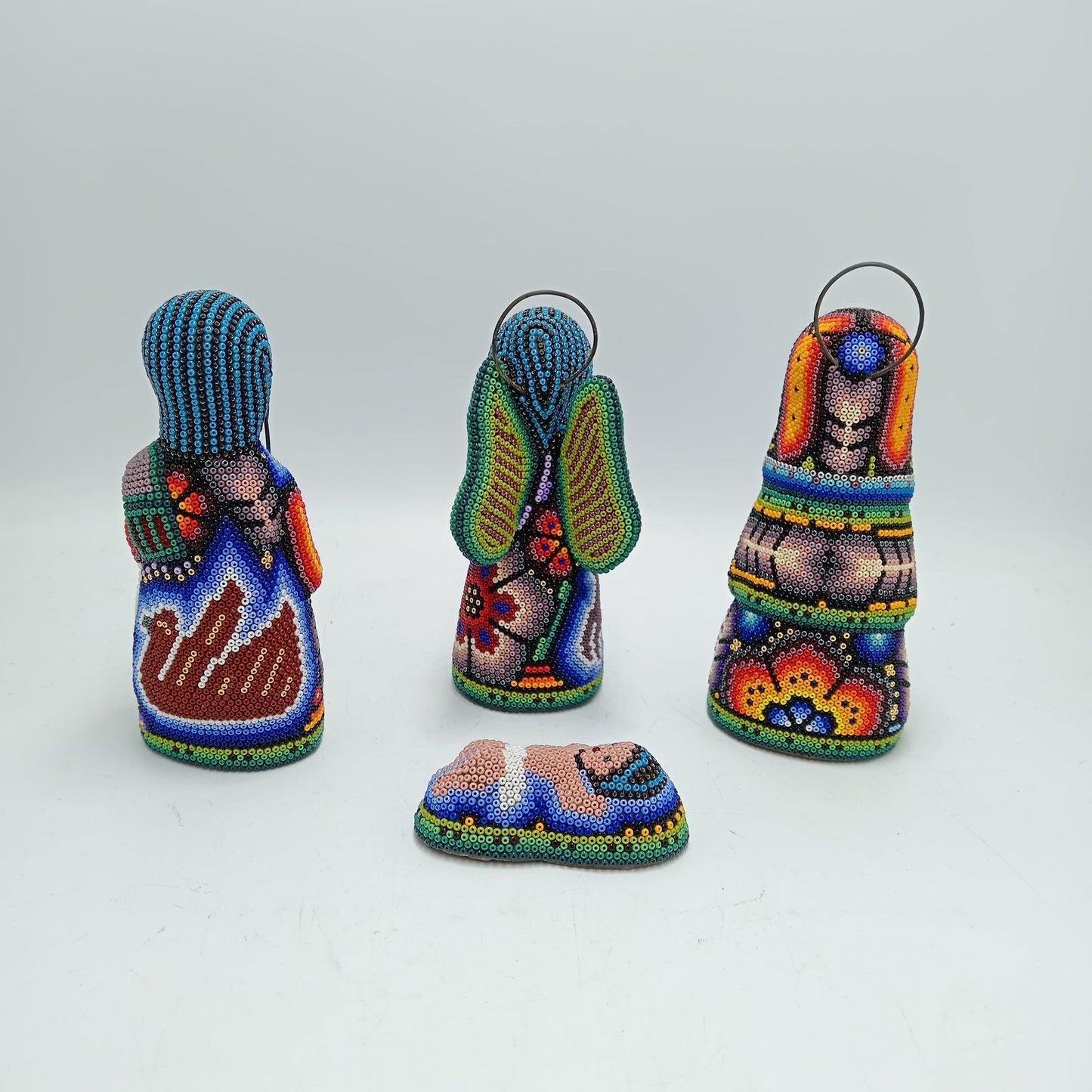 Hand Beaded Huichol Mexican Folk Art Nativity Set By Isandro Villa Lopez PP7797