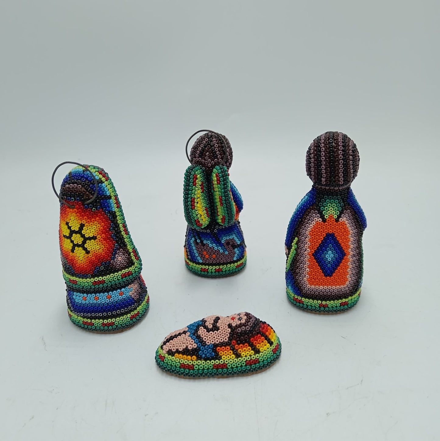 Hand Beaded Huichol Mexican Folk Art Nativity Set By Mayola Villa PP7792