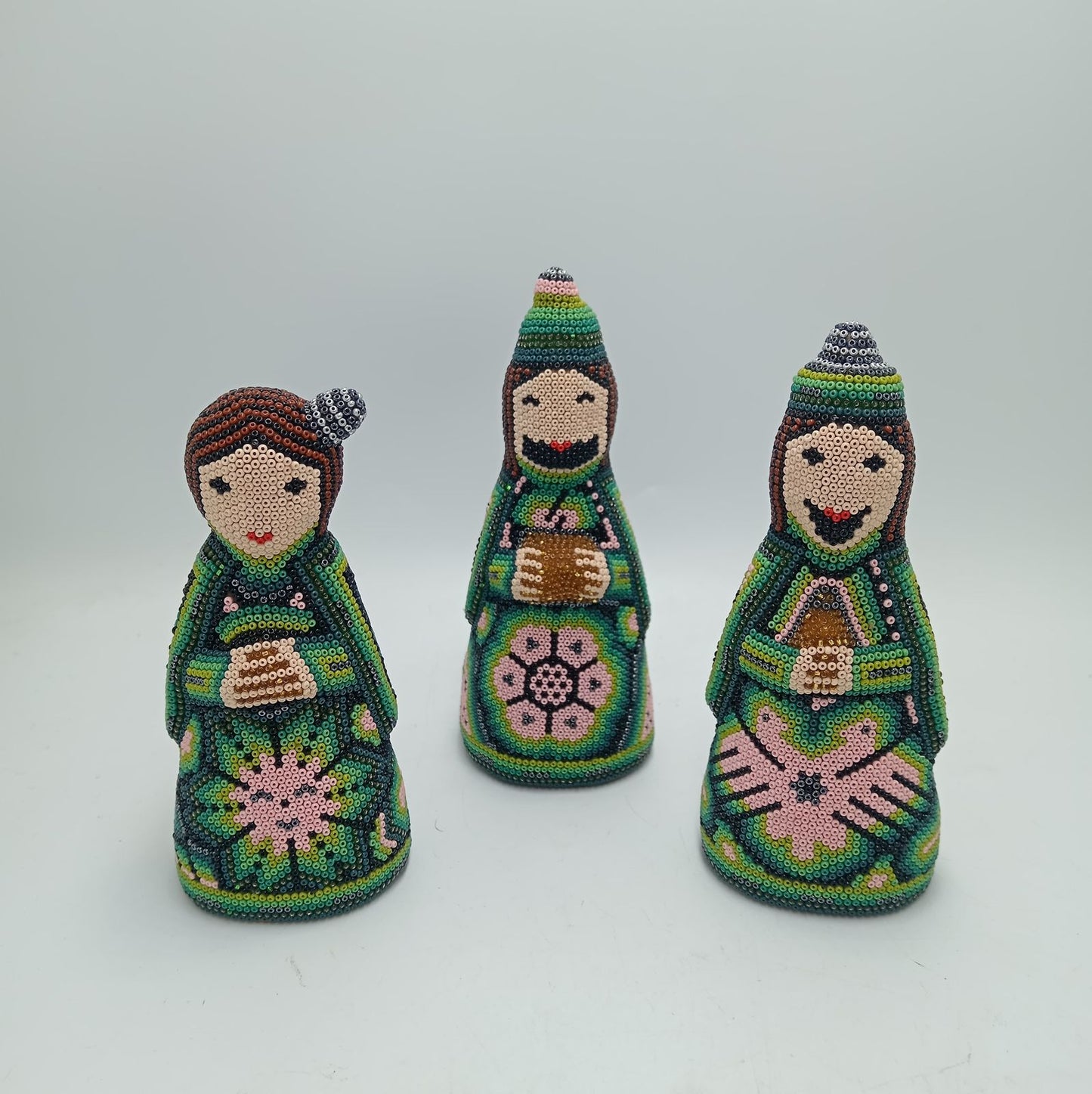 Hand Beaded Huichol Mexican Folk Art Nativity Set By Mayola Villa PP7796