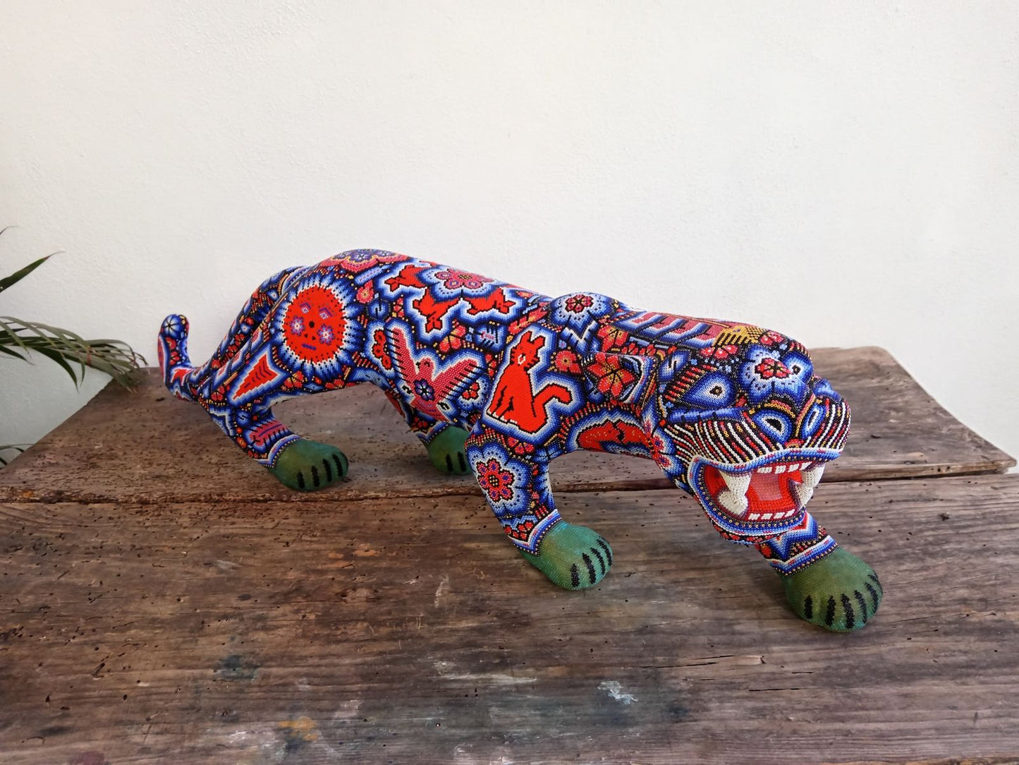 Mexican Huichol Hand Beaded Art, Jaguar By Isandro Villa Lopez PP7958