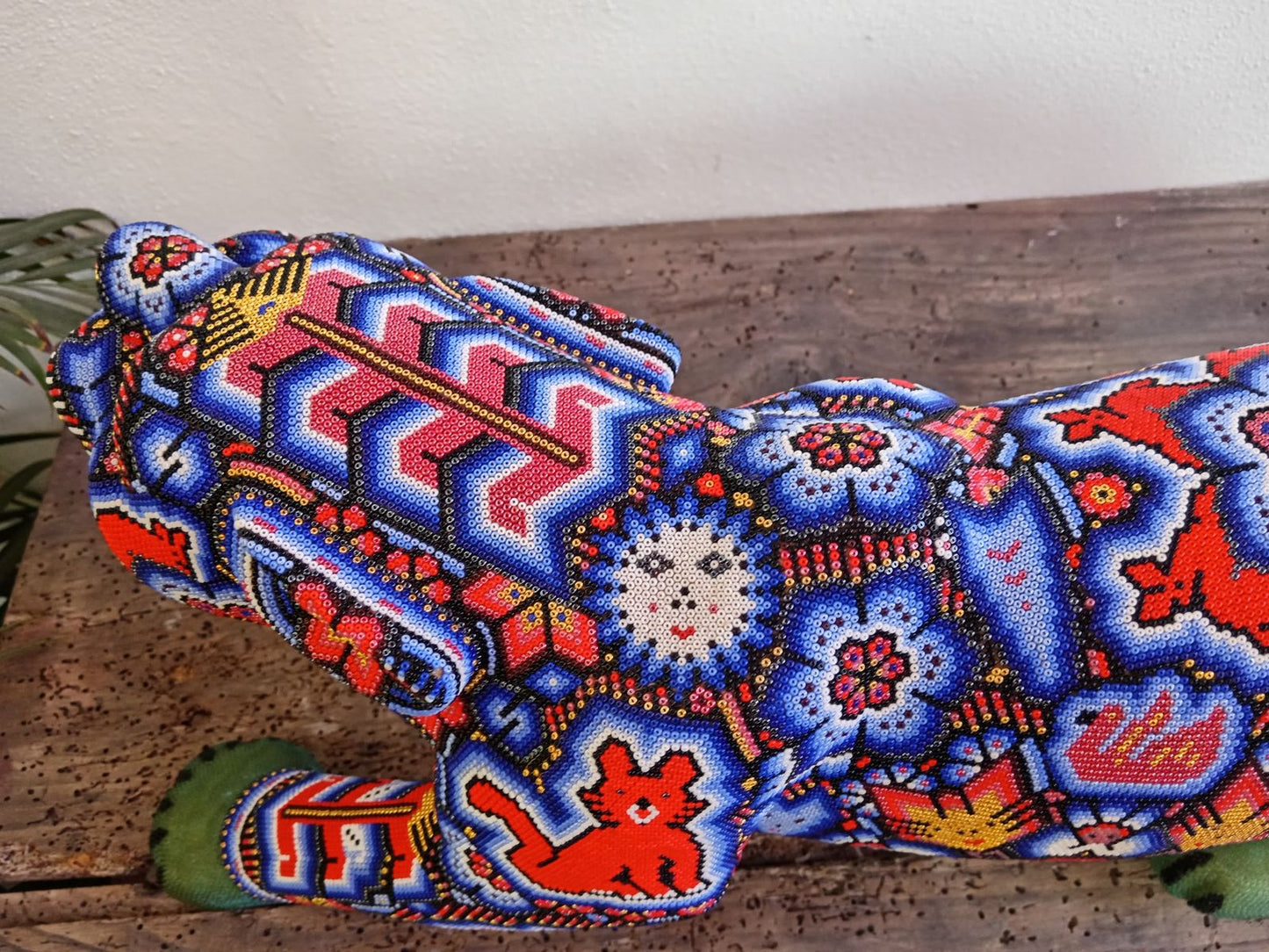 Mexican Huichol Hand Beaded Art, Jaguar By Isandro Villa Lopez PP7958