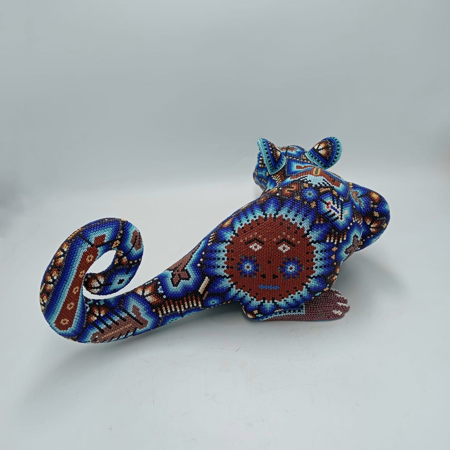 Mexican Huichol Hand Beaded Art, Opossum By Isandro Villa Lopez PP7960