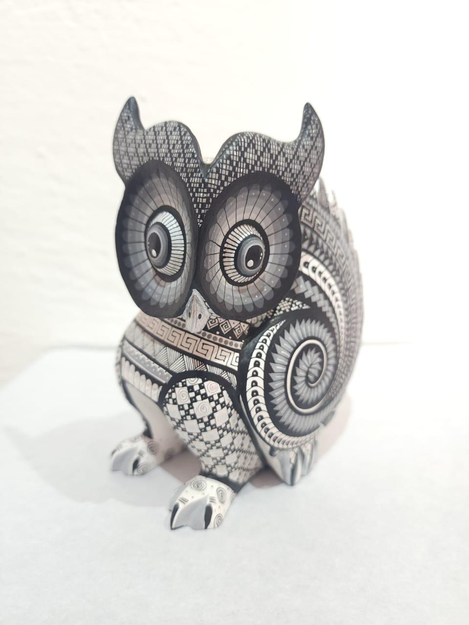 Mexican Folk Art Oaxacan Wood Carving Owl By Ivan Fuentes PP7998