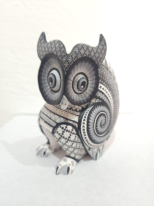 Mexican Folk Art Oaxacan Wood Carving Owl By Ivan Fuentes PP7998