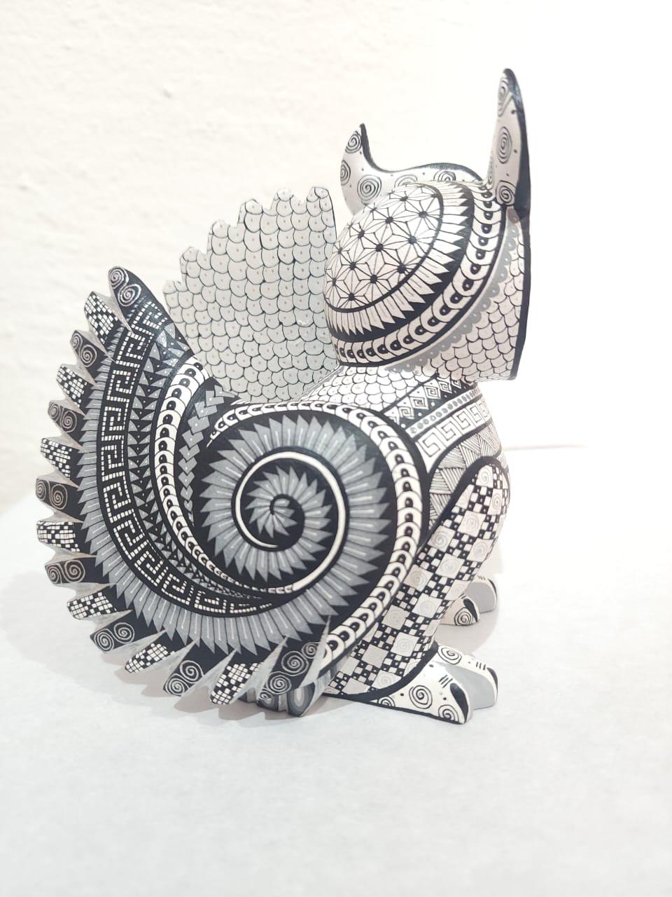 Mexican Folk Art Oaxacan Wood Carving Owl By Ivan Fuentes PP7998