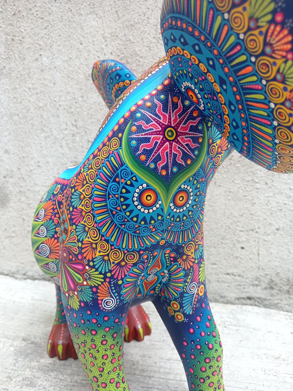 Mexican Folk Art Oaxacan Wood Carving Alebrije Hand Made, Elephant By Luis Sosa PP8031