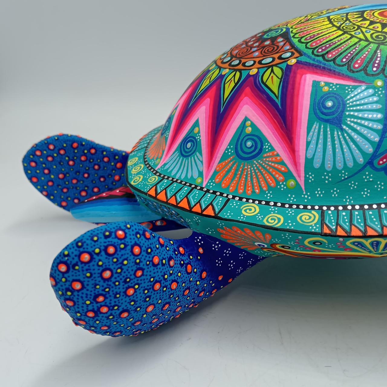 Mexican Folk Art Oaxacan Wood Carving Alebrije Hand Made, Turtle By Luis Sosa PP8036