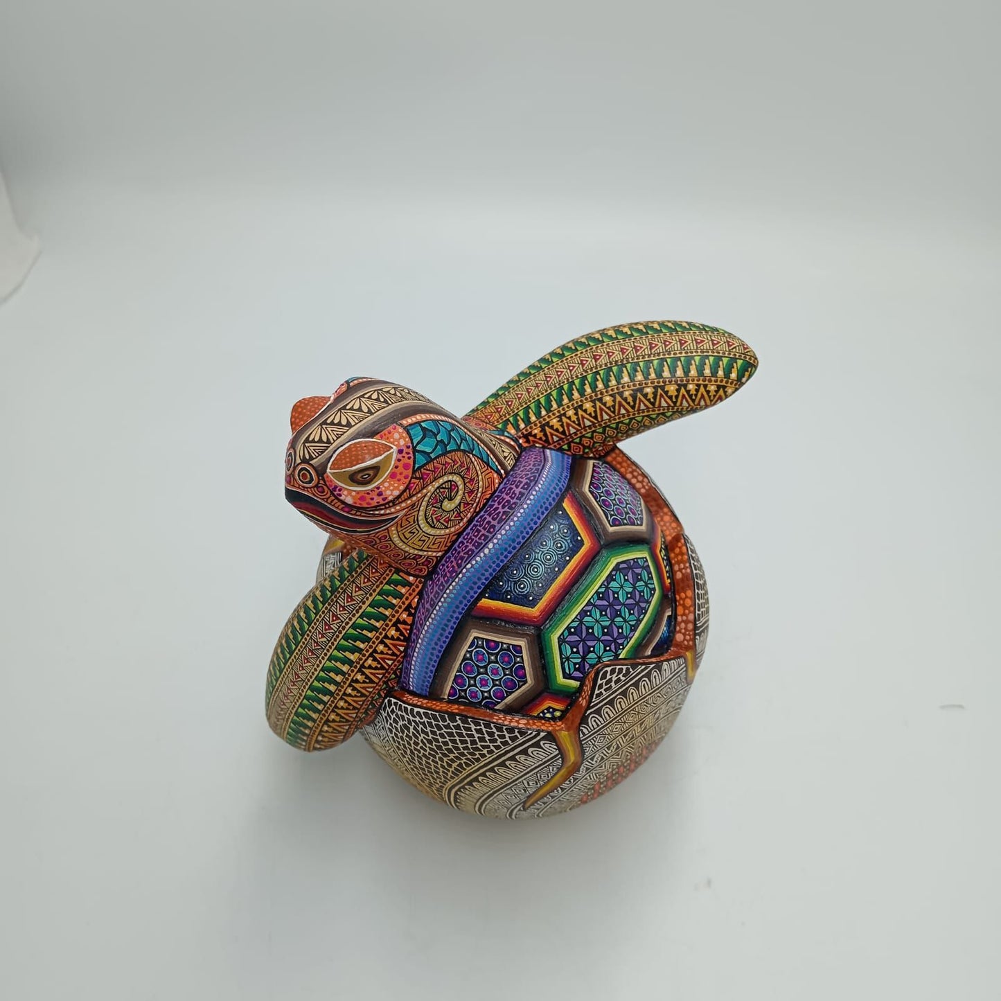 Oaxacan Wood Carving Turtle in Egg by Manuel Cruz Prudencio PP8189