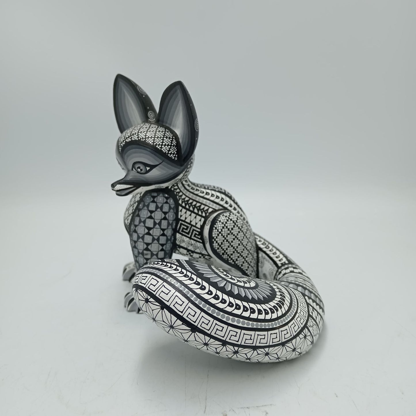 Mexican Oaxacan Wood Carving Fox By Ivan Fuentes PP8195