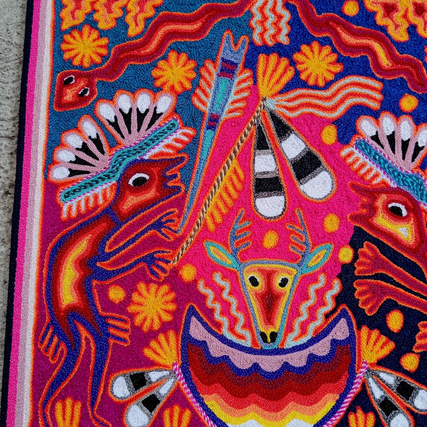 Huichol Mexican Folk Art Yarn Painting By Maximino Renteria PP8248