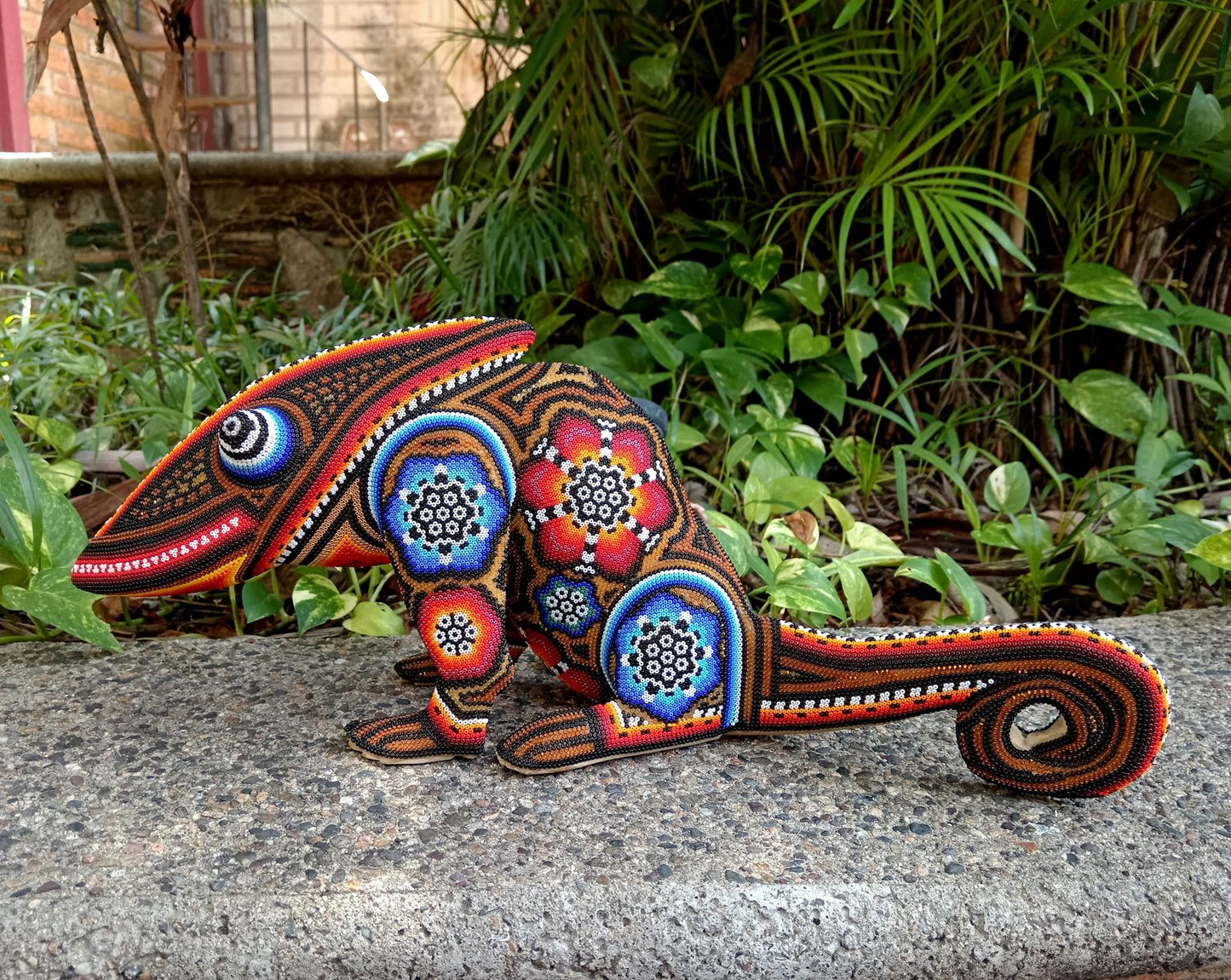 Huichol Hand Beaded Mexican Folk Art, Chamaleon By Santos Bautista PP8285