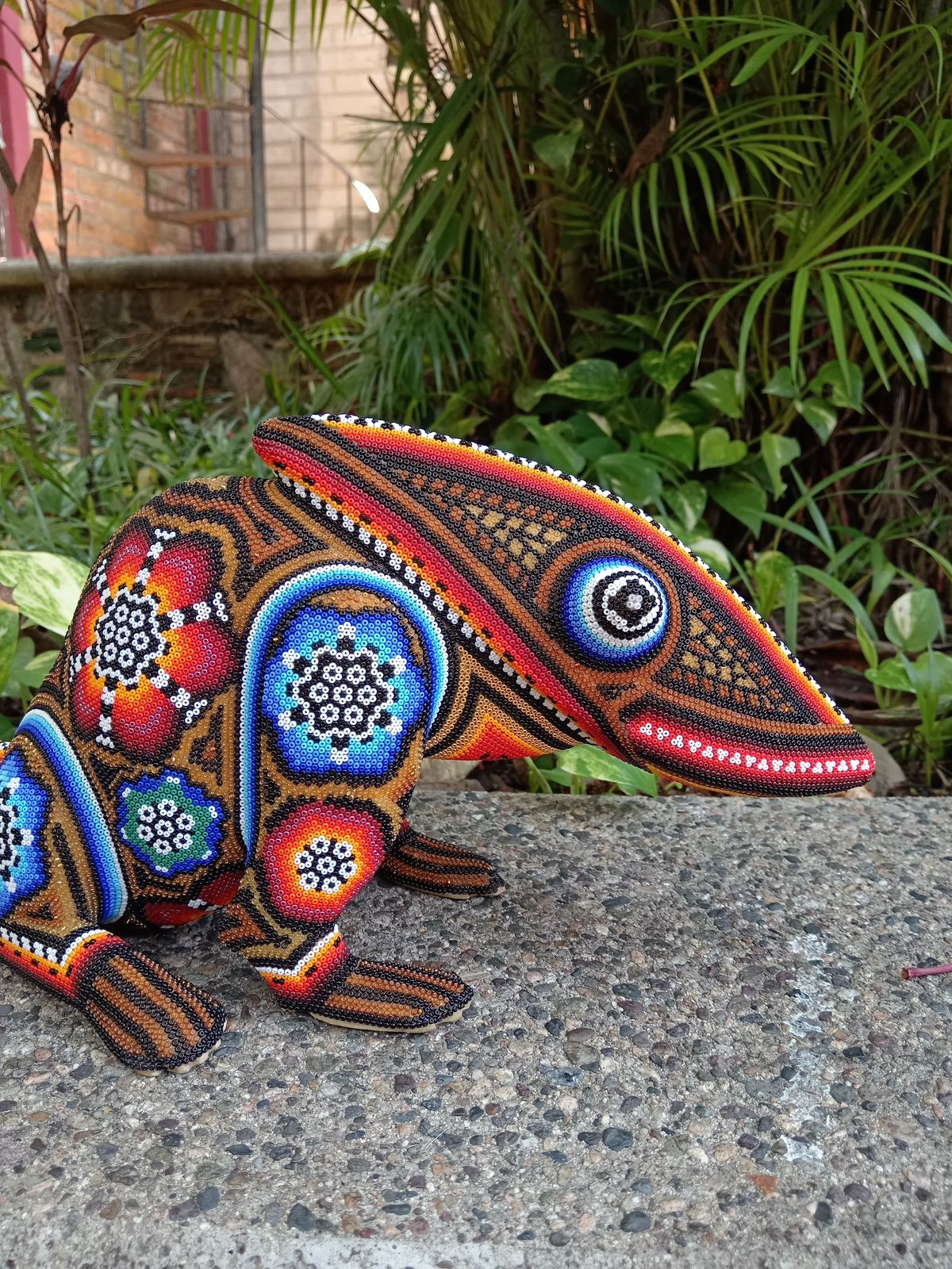 Huichol Hand Beaded Mexican Folk Art, Chamaleon By Santos Bautista PP8285