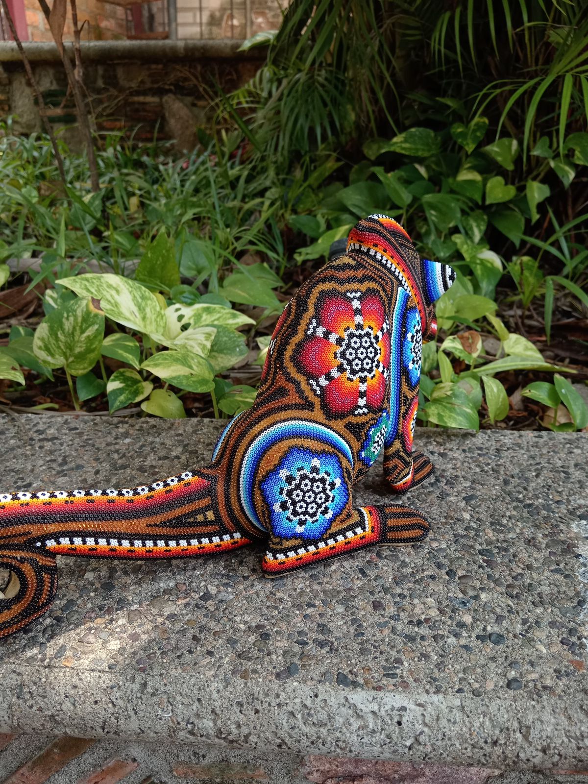 Huichol Hand Beaded Mexican Folk Art, Chamaleon By Santos Bautista PP8285