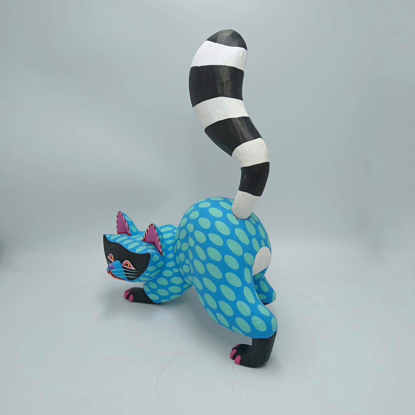Wood Carving Hand Made Racoon By Armando Jimenez PP8306