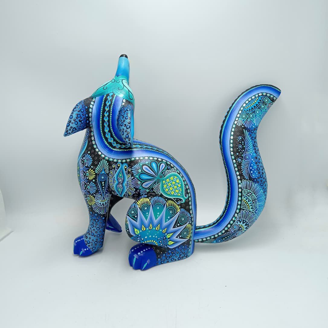Mexican Folk Art Oaxacan Wood Carving Alebrije Hand Made, Coyote By Luis Sosa PP8318
