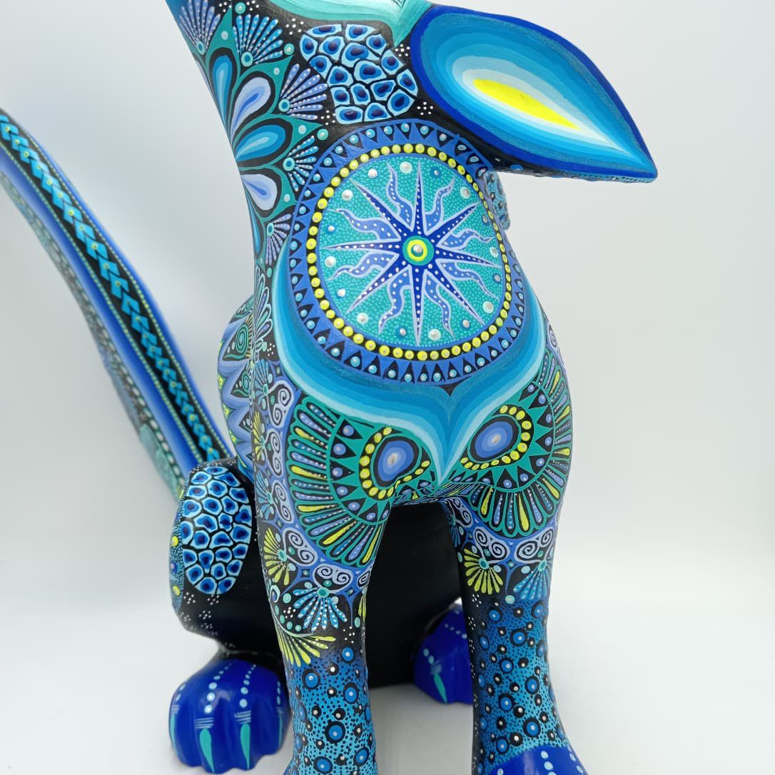 Mexican Folk Art Oaxacan Wood Carving Alebrije Hand Made, Coyote By Luis Sosa PP8318