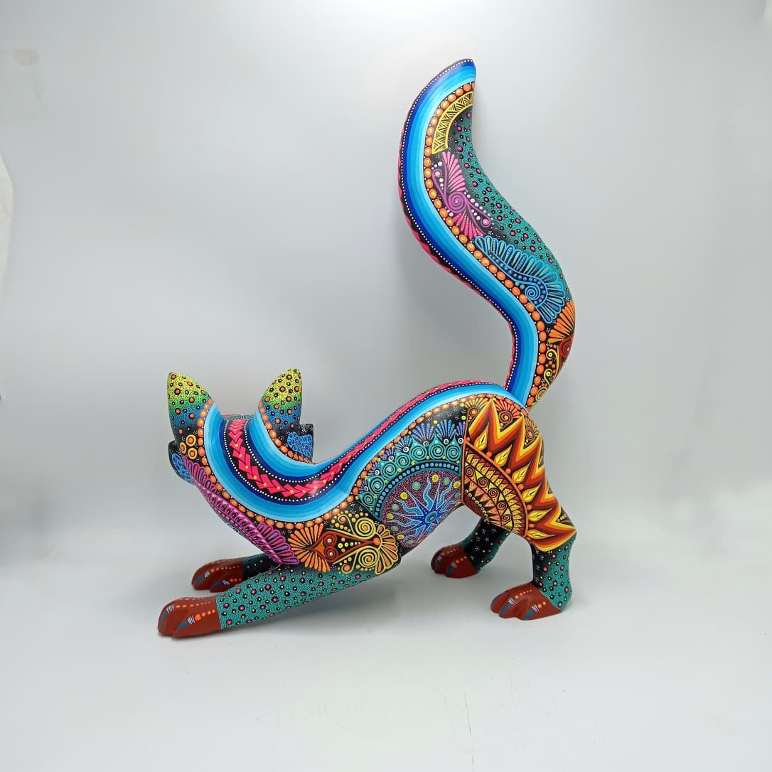 Mexican Folk Art Oaxacan Wood Carving Alebrije Hand Made, Lynx By Luis Sosa PP8319