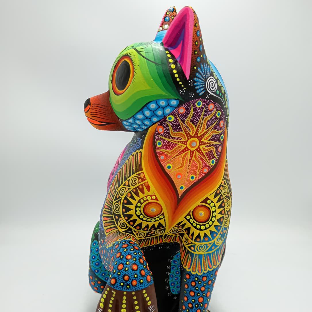 Mexican Folk Art Oaxacan Wood Carving Alebrije Hand Made, Cat By Luis Sosa PP8321