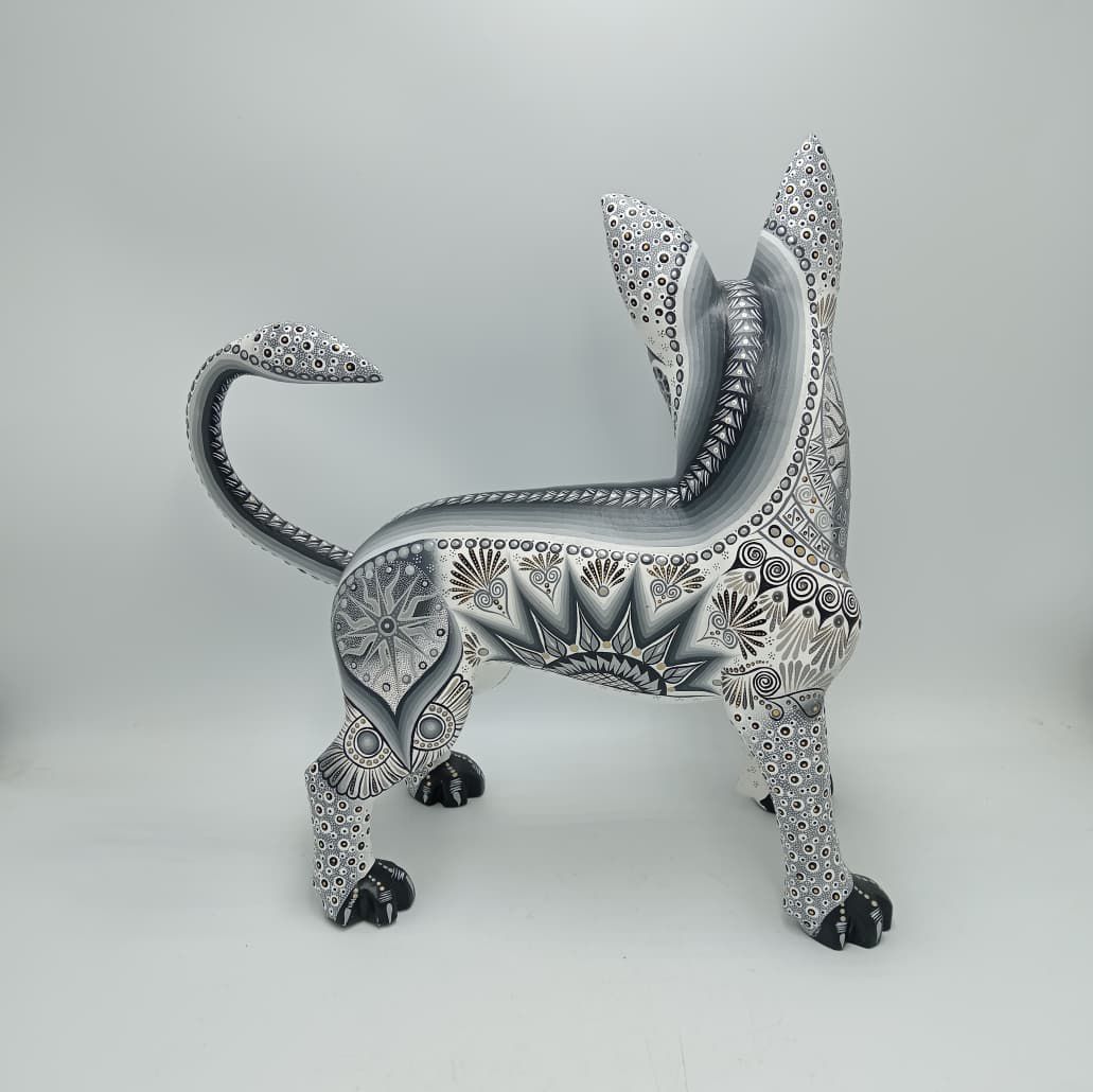 Mexican Folk Art Oaxacan Wood Carving Alebrije Hand Made, Dog By Luis Sosa PP8324