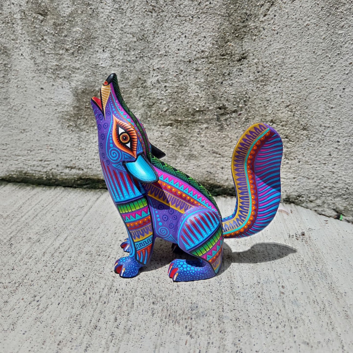 Mexican Oaxacan Wood Carving Coyote By Julia Fuentes PP8333