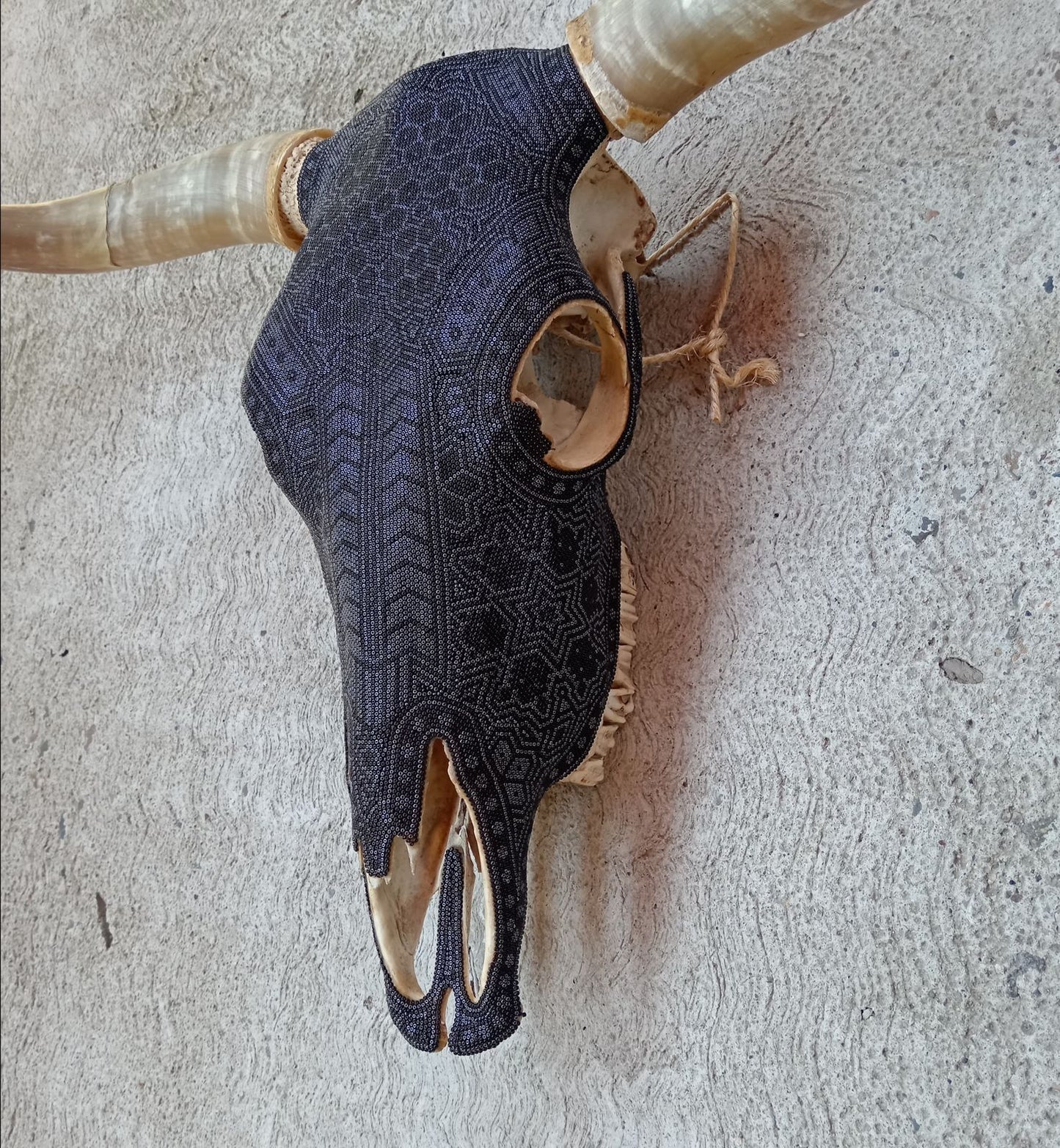 Huichol Bead Art Mexican Folk Art, Bull Skull By Mayola Villa Lopez PP8352