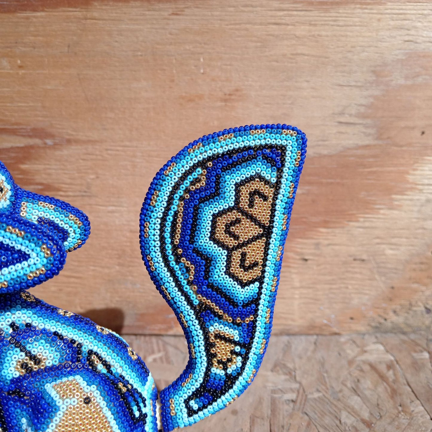Mexican Huichol Hand Beaded Coyote By Mayola Villa Lopez PP8361