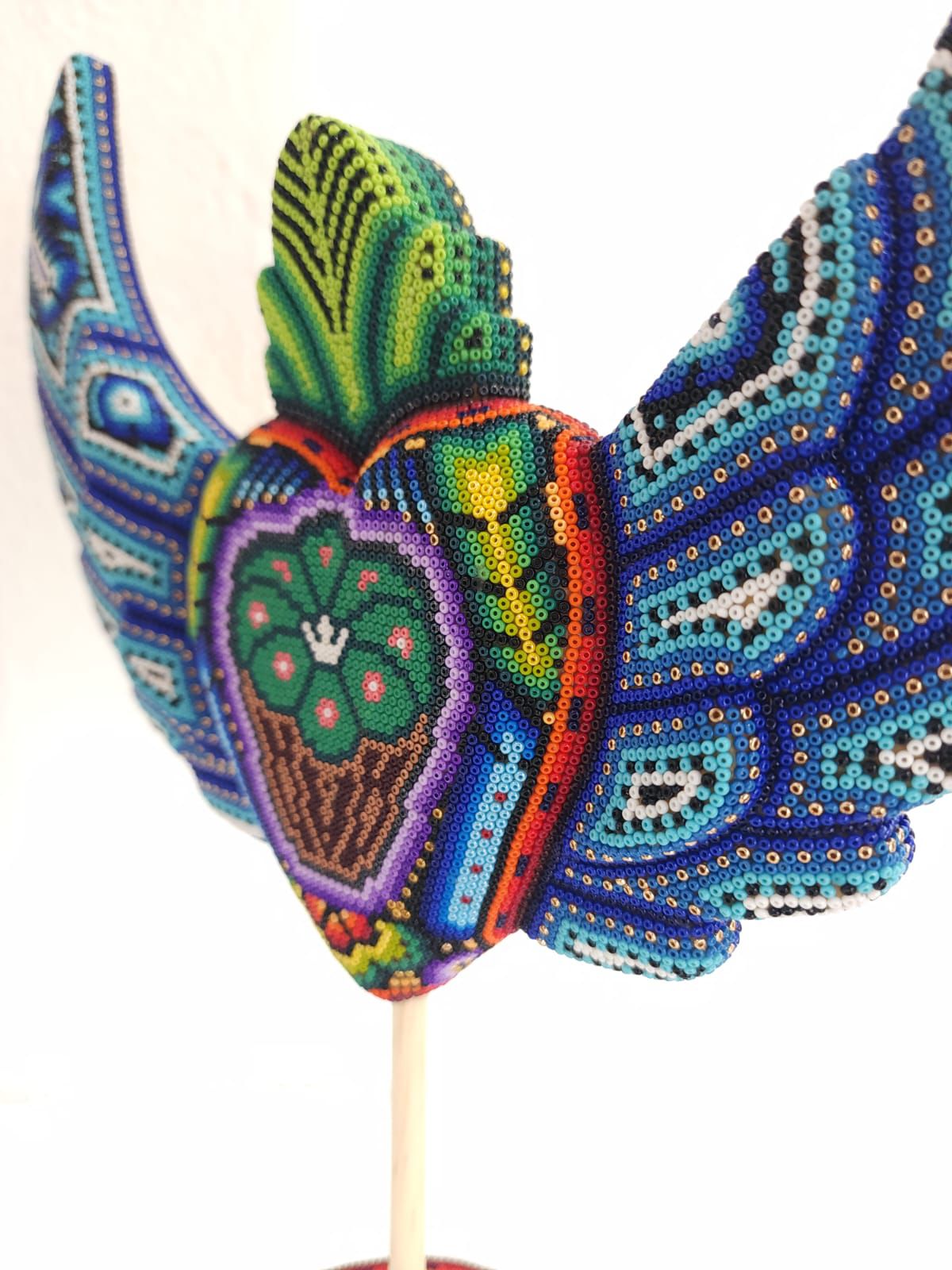 Mexican Huichol Hand Beaded Heart with Base By Isandro Villa Lopez PP8402