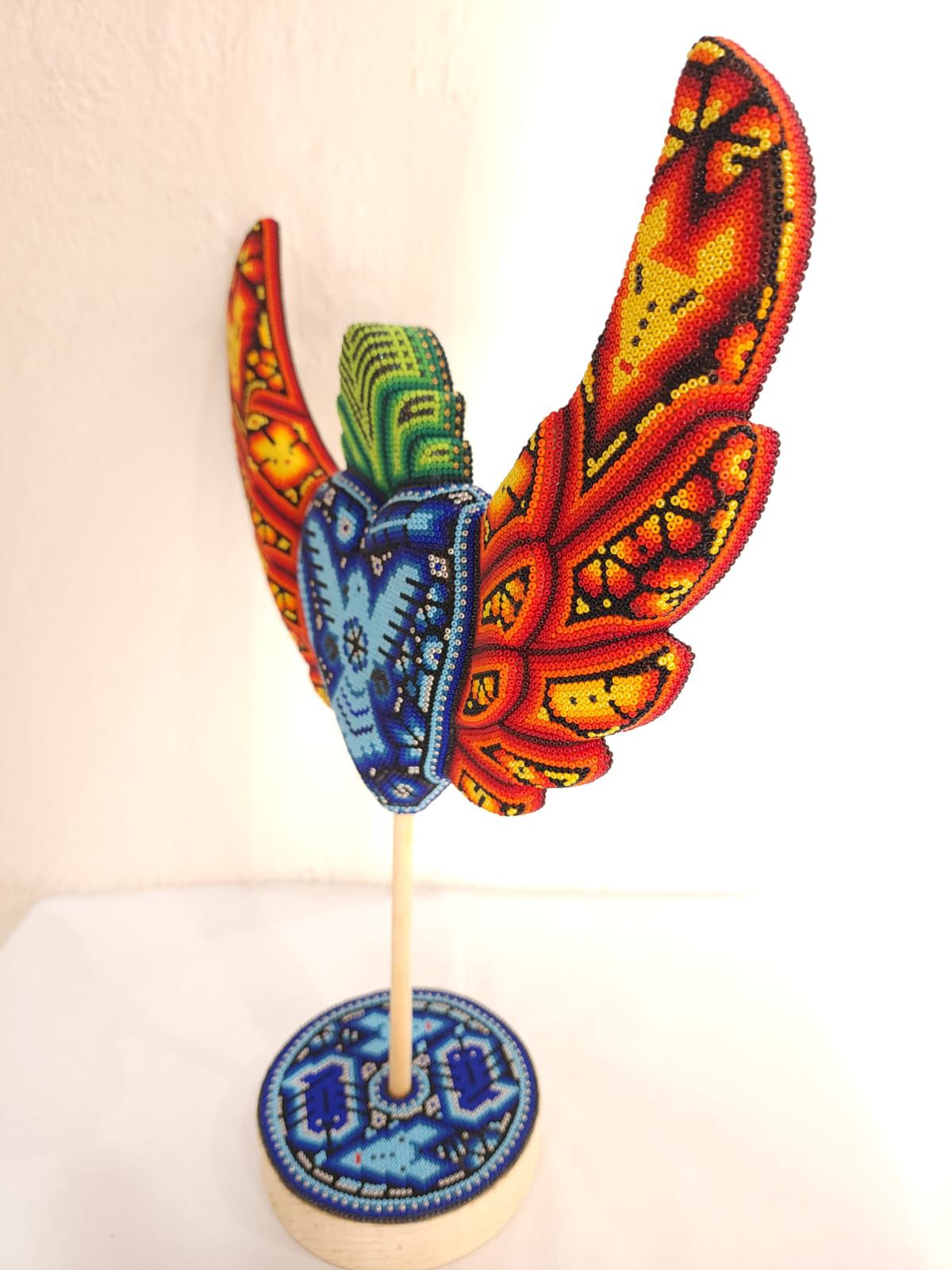Mexican Huichol Hand Beaded Heart with Base By Isandro Villa Lopez PP8404