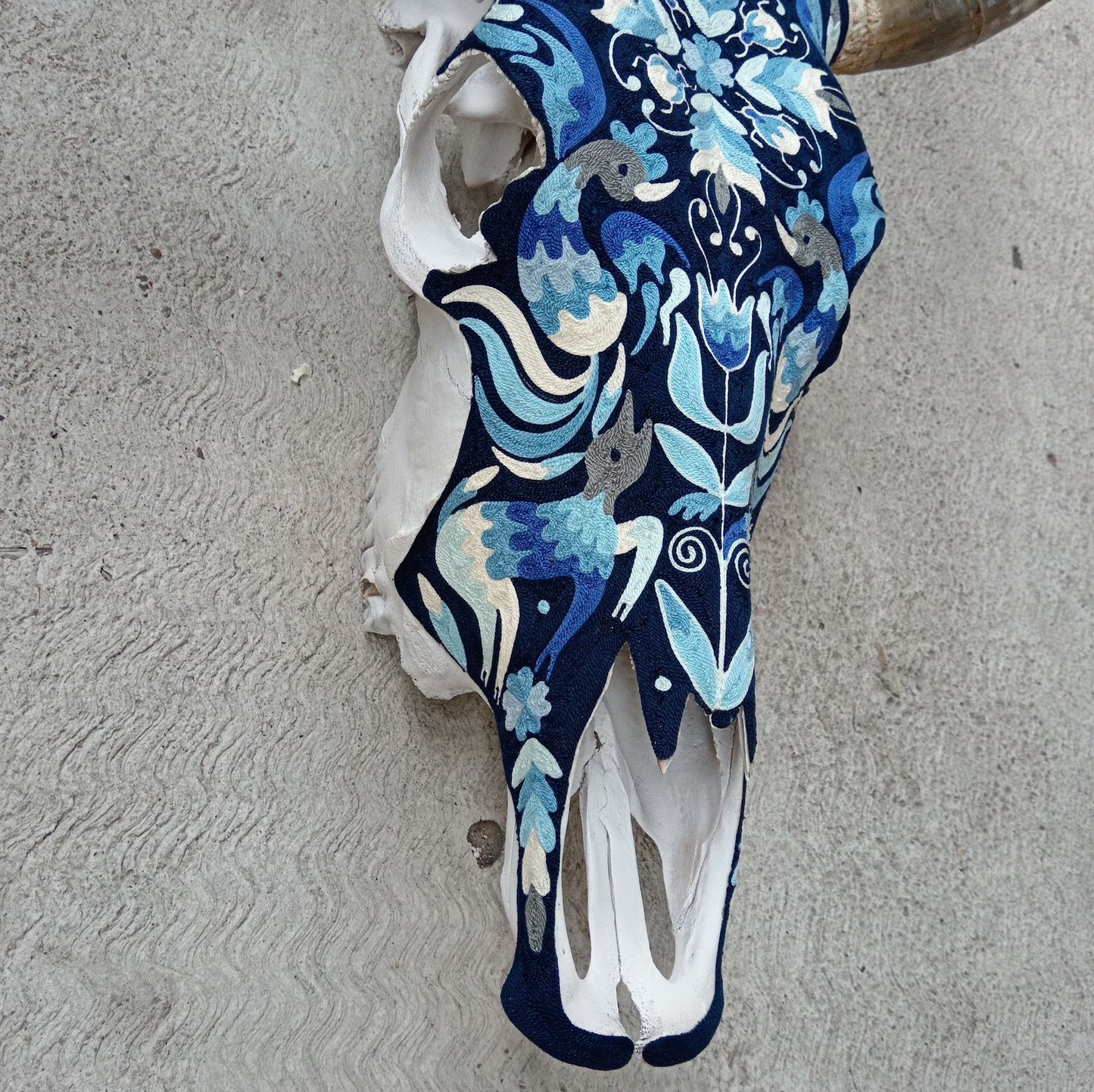 Mexican Folk Art Huichol Yarn Painting on Bull Skull By Alfredo Meraz Reyna PP8437