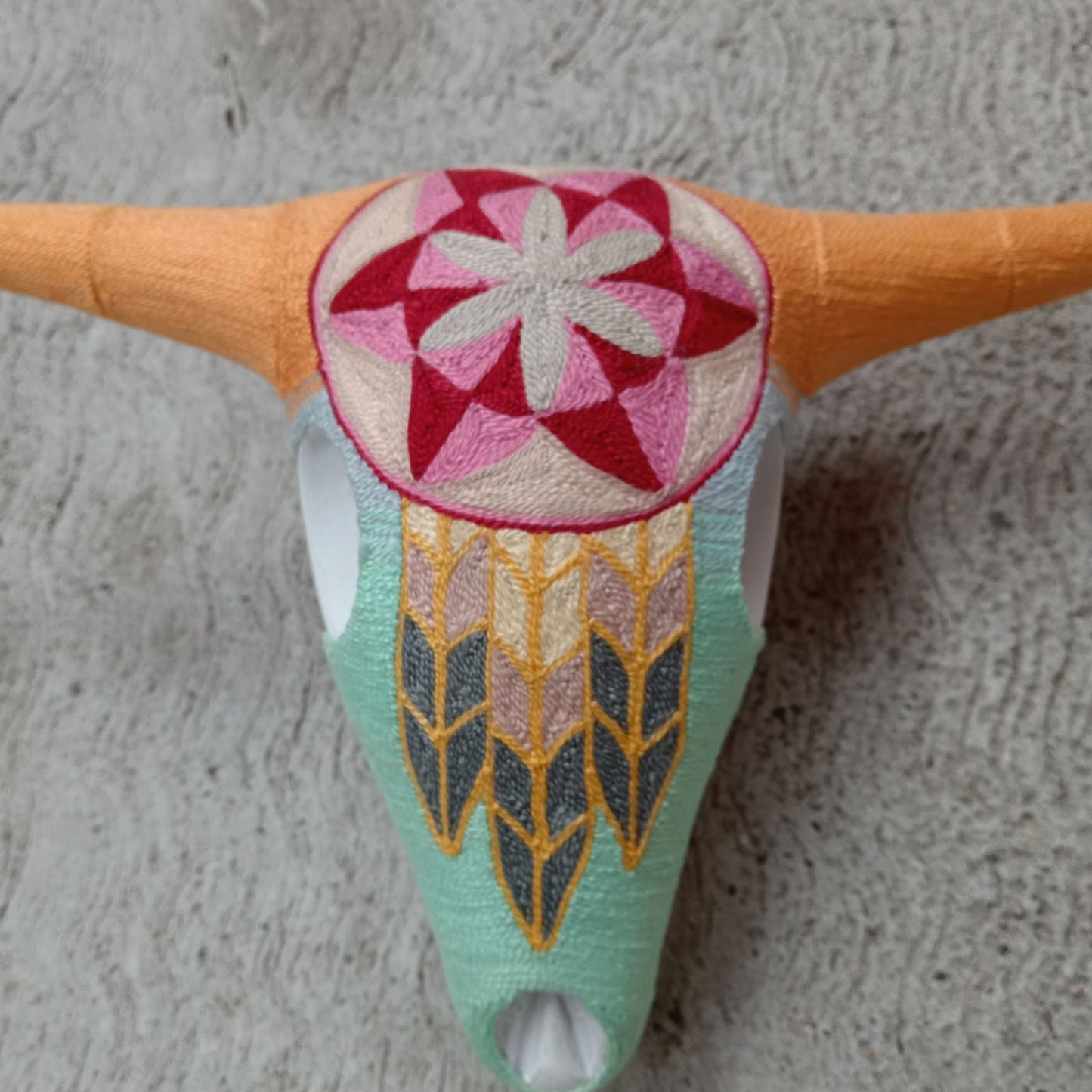 Mexican Folk Art Huichol Yarn Painting on Bull Skull By Alfredo Meraz Reyna PP8438