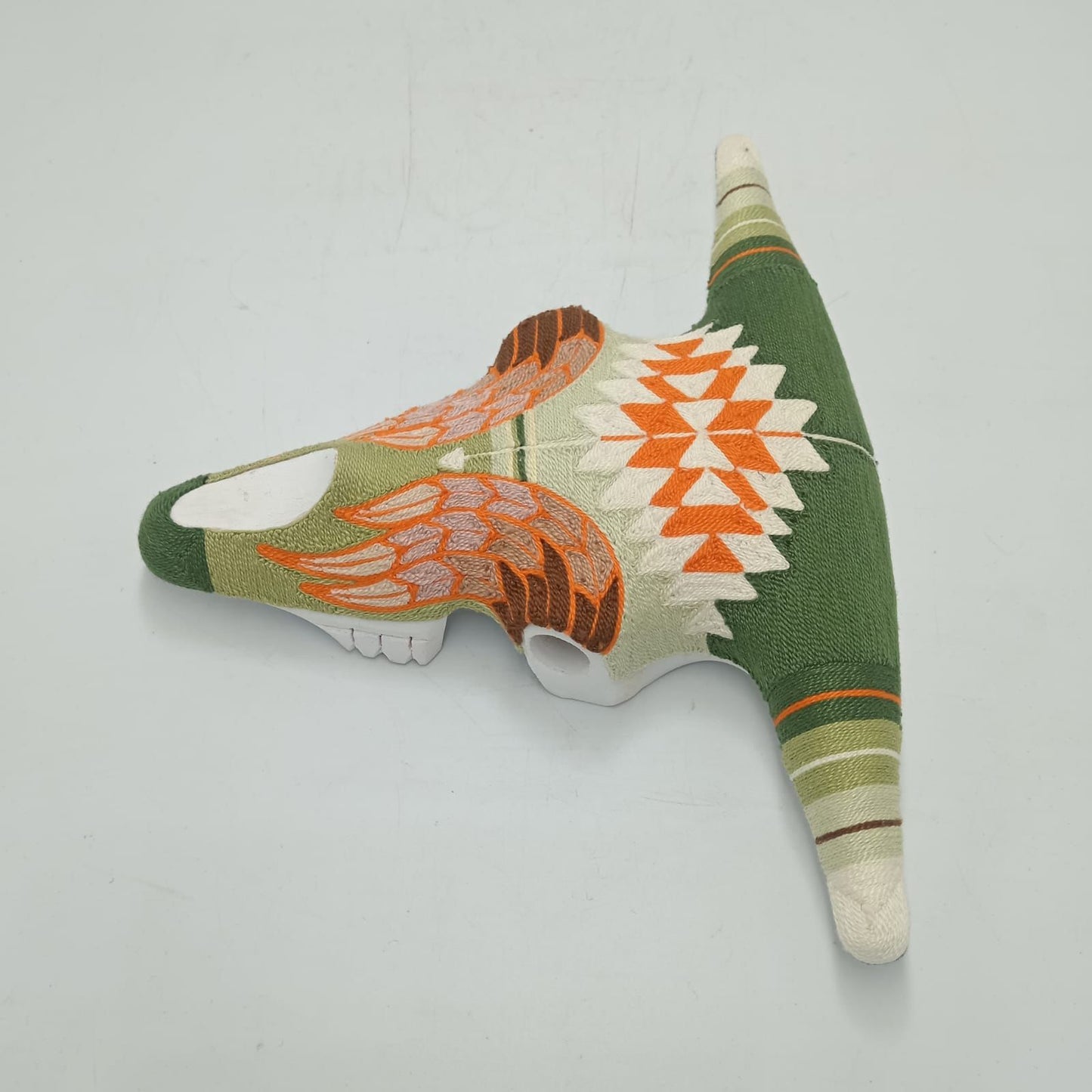 Mexican Folk Art Huichol Yarn Painting on Bull Skull By Alfredo Meraz Reyna PP8677