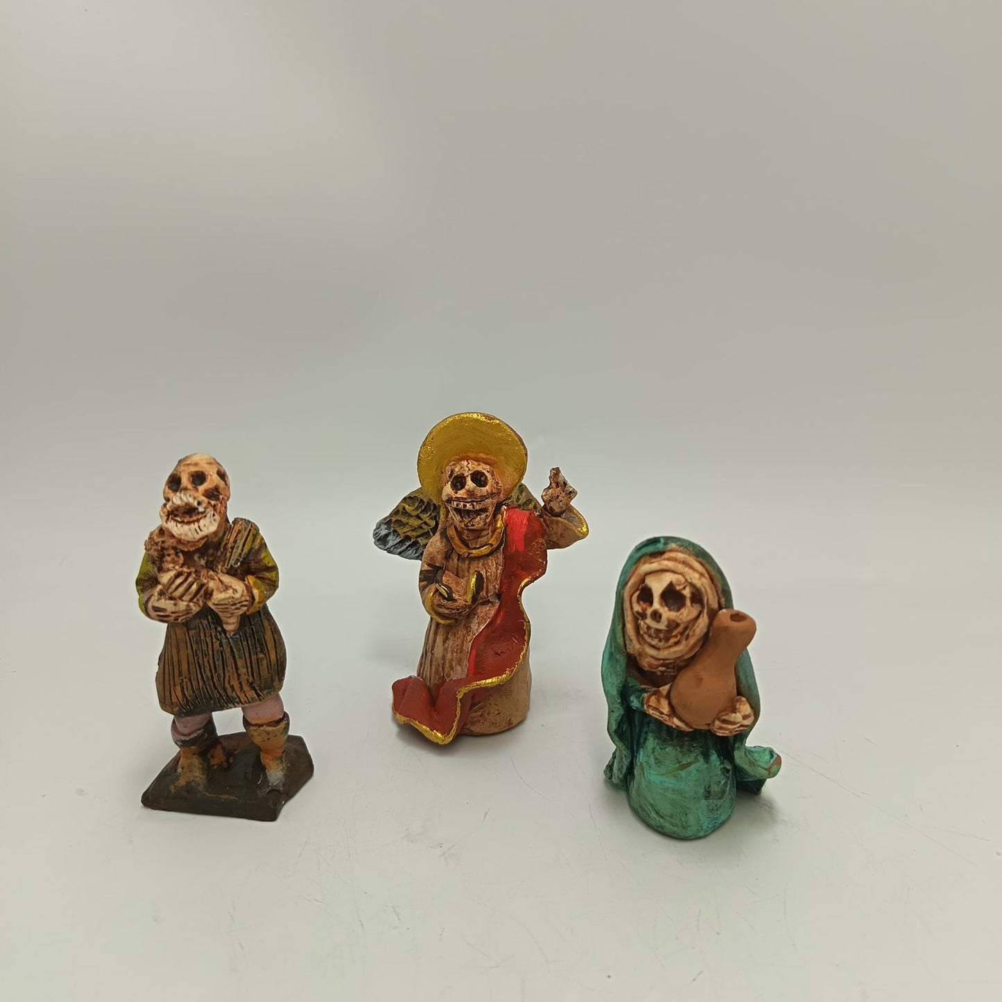 Extraordinary Hand made Painted Nativity Set By Demetrio Aguilar PP8871