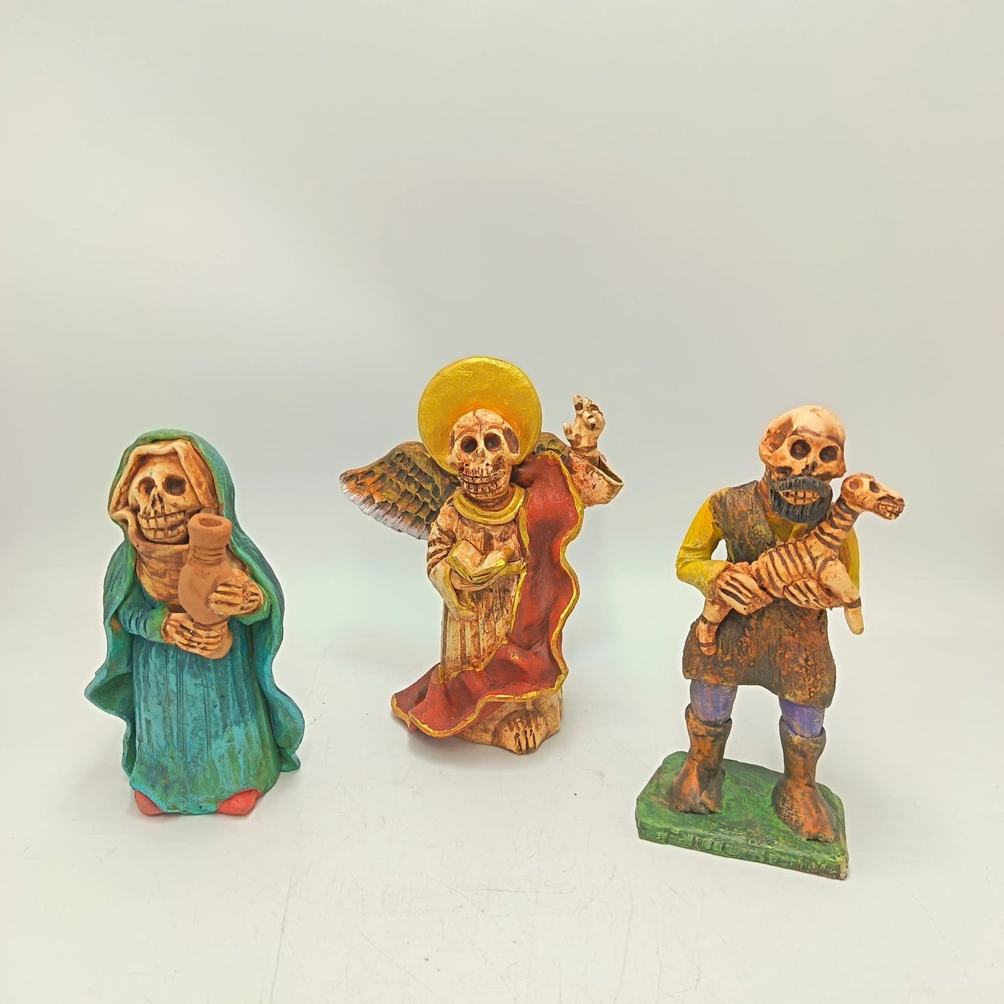 Extraordinary Hand made Painted Nativity Set By Demetrio Aguilar PP8874