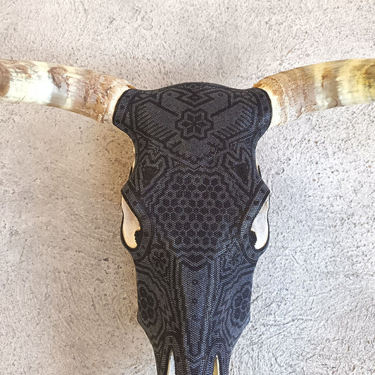 Huichol Bead Art Mexican Folk Art, Bull Skull By Mayola Villa Lopez PP9005