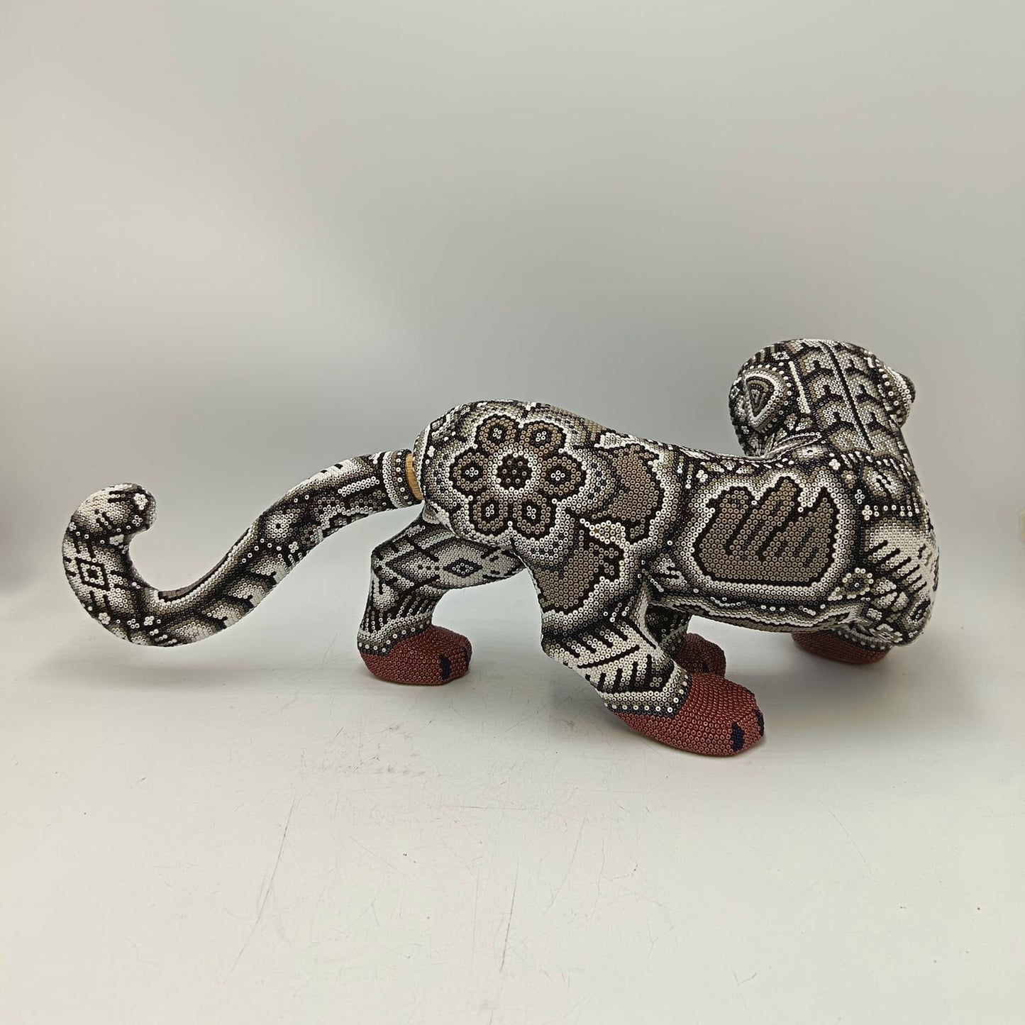 Mexican Huichol Hand Beaded Art, Jaguar By Isandro Villa Lopez PP9101 Oaxaca