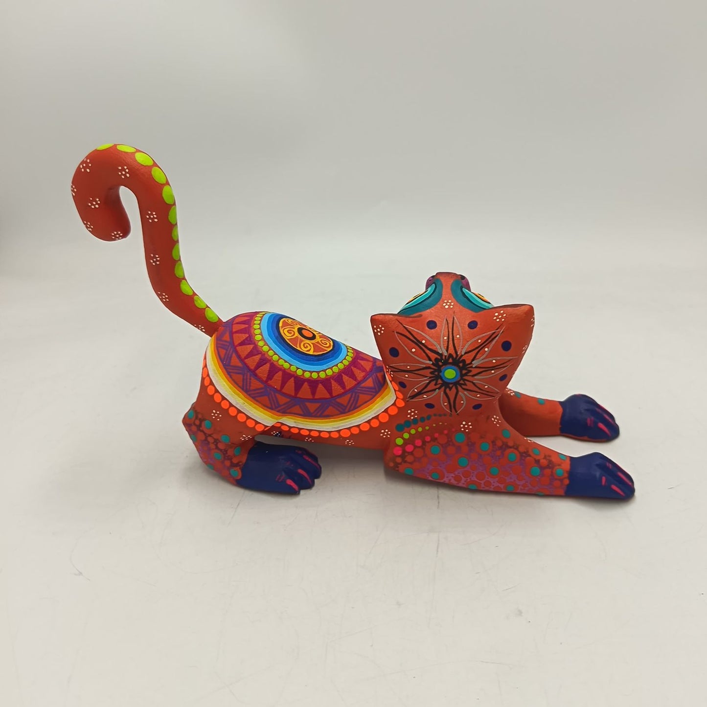 Oaxacan Wood Carving Hand Made Cat By Estudio 2403 PP9139