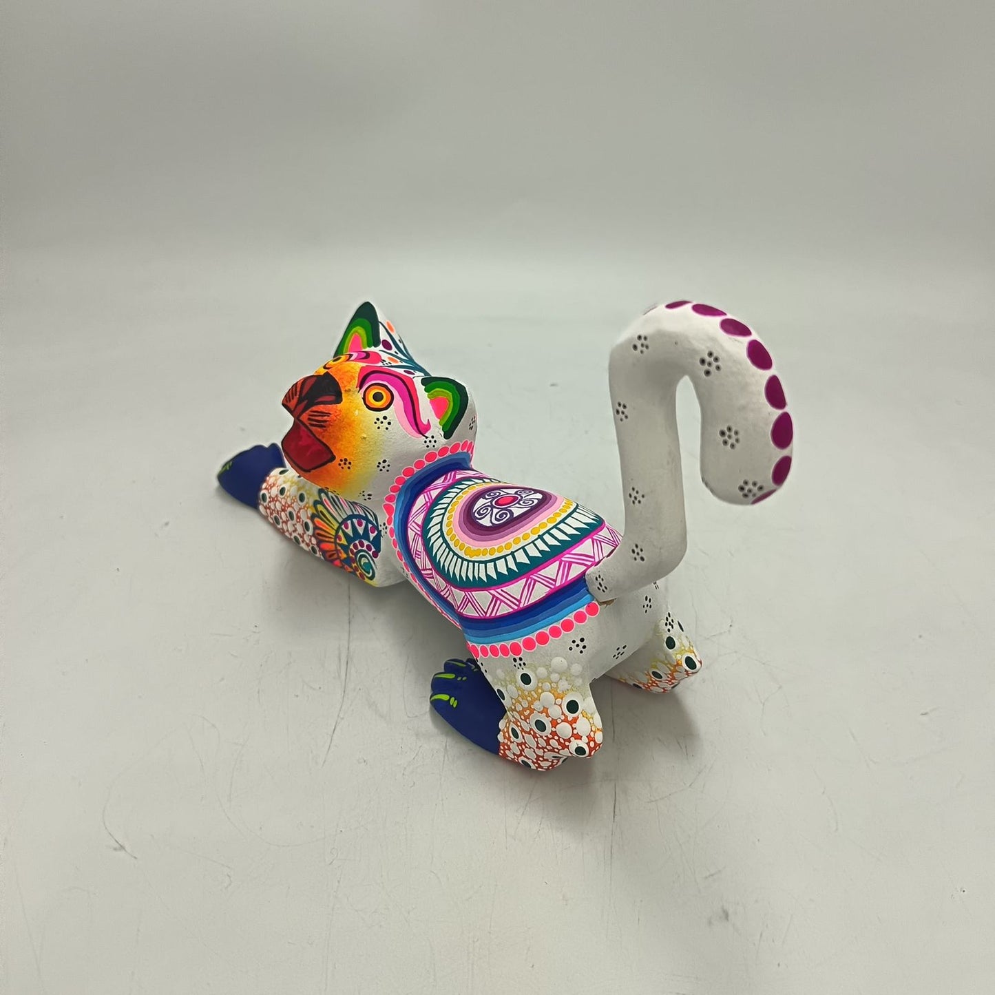 Oaxacan Wood Carving Hand Made Cat By Estudio 2403 PP9140